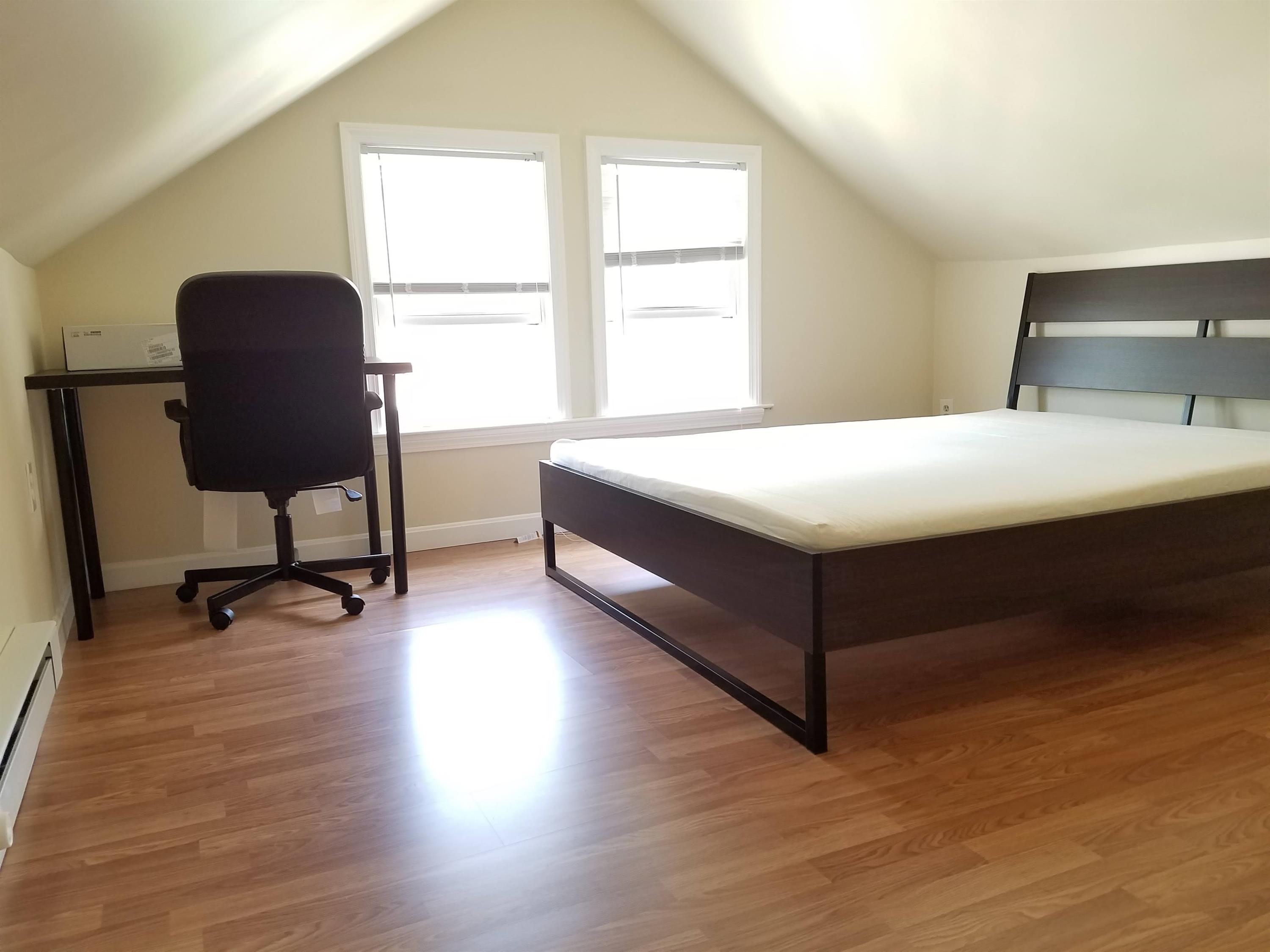 61 Gordon Street Unit 2 Room 6