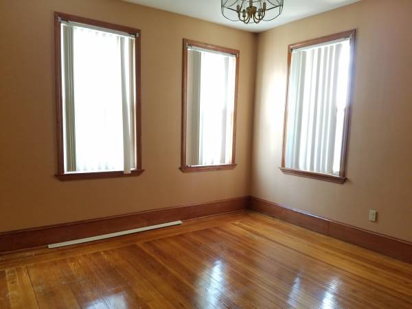 11 Langdon Street Unit 1 Room 1